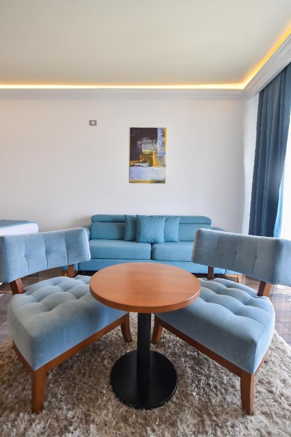 White Tower Private Apartment Beach View Mamaia Exteriér fotografie